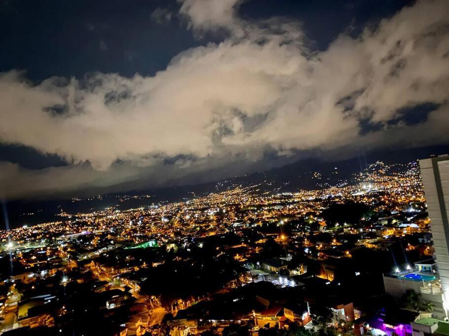 Penthouse En Los Yoses, Vista De Los Dioses Fast Wifi San Jose (San Jose) Exterior foto